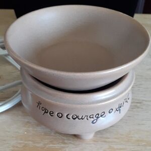 Adorable Ceramic Wax & Oil Warmer ZZ104